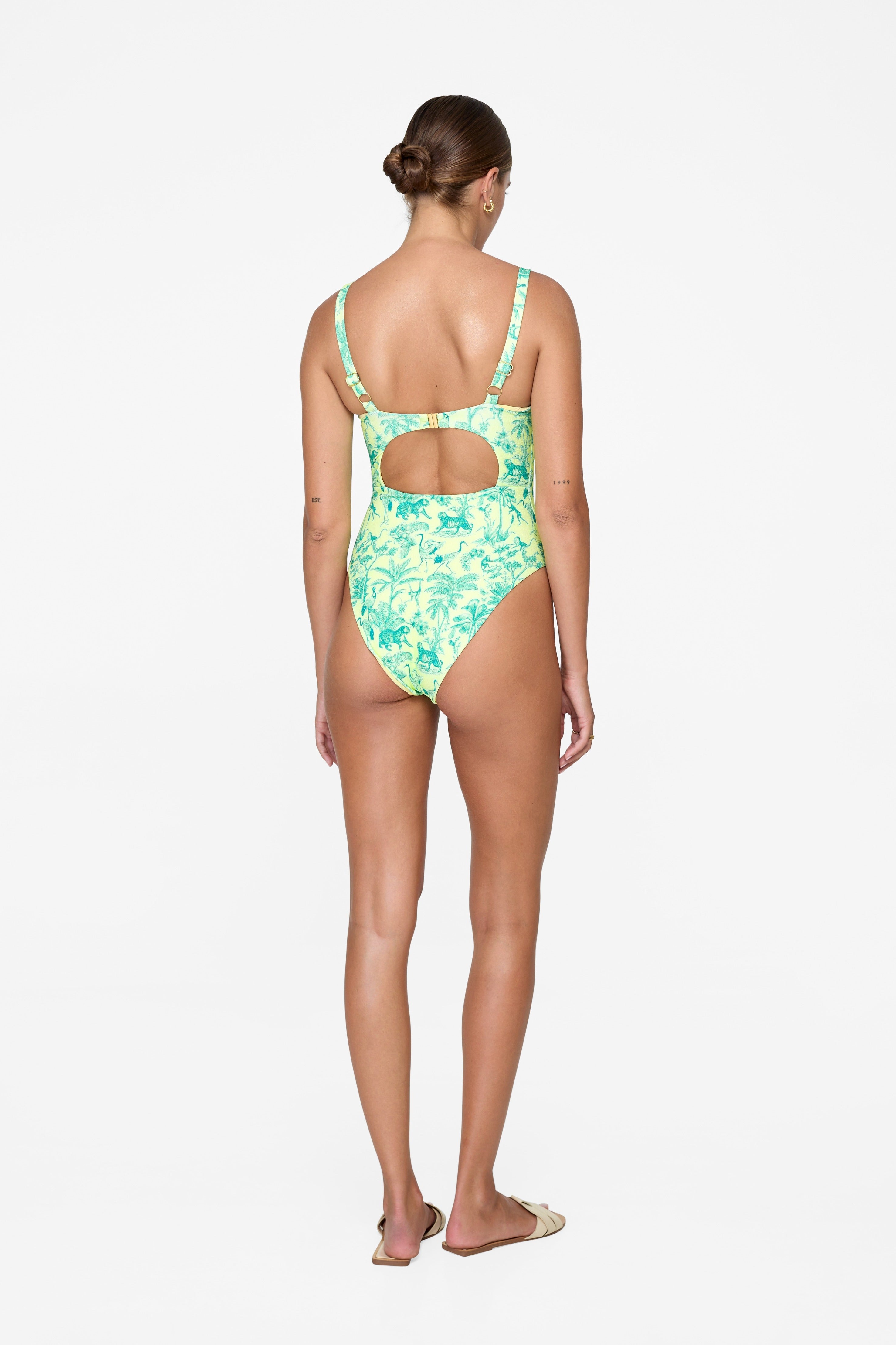 Uma One Piece - Leaf Toile