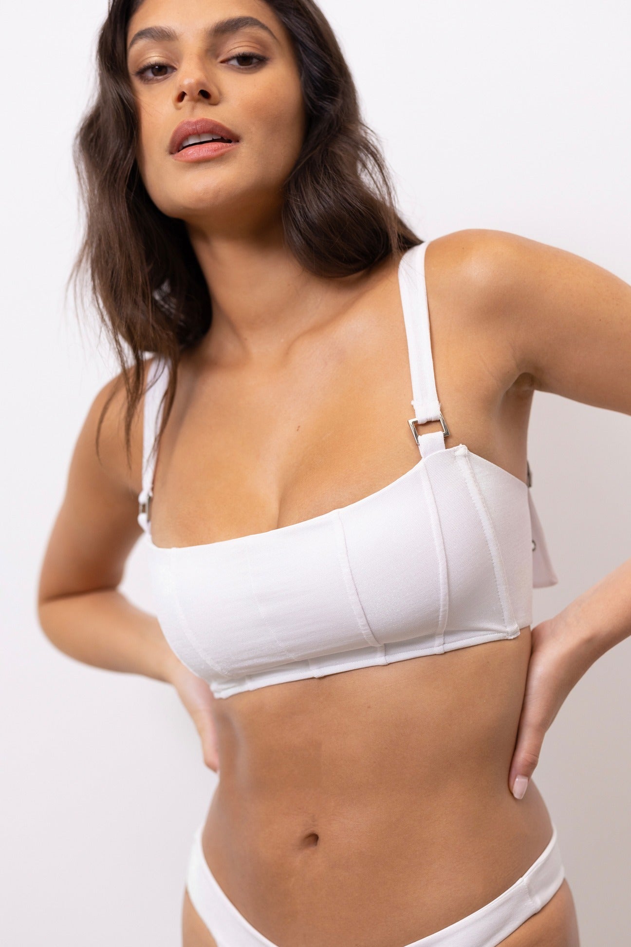 Hunter Top-Iridescent White Lurex